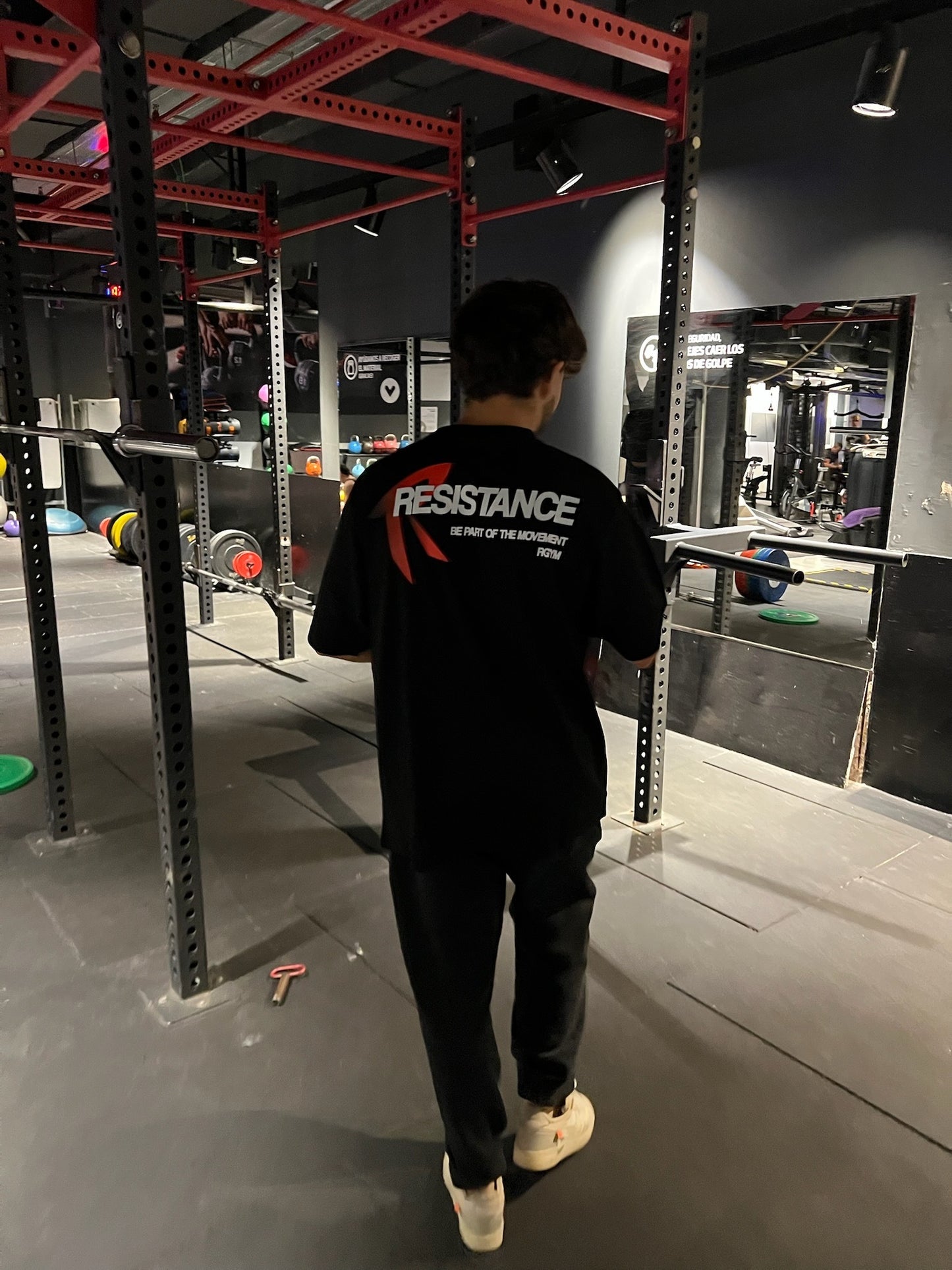 Resistance Gym Basic Tee